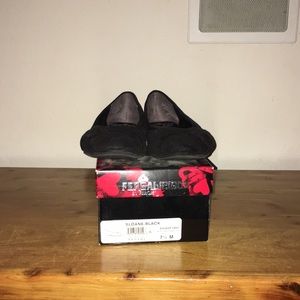 Cute velvety black flats